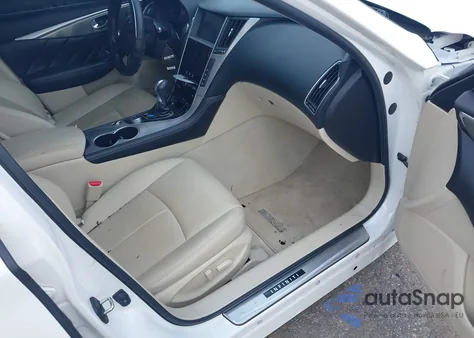 2015 Infiniti Q50 Premium z USA, uszkodzony, nr VIN JN1BV7AP4FM330923